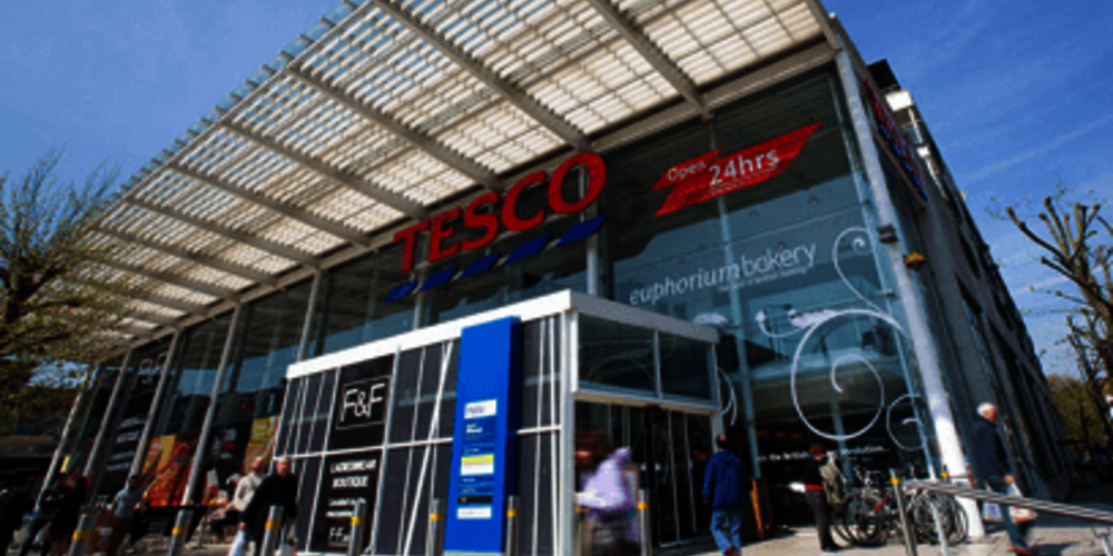 Building showing a Tesco store that uses private network from T Business.