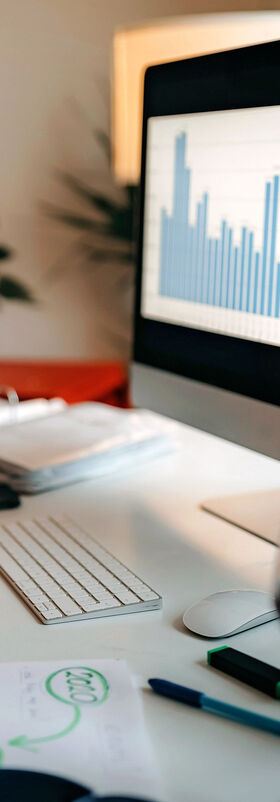 Remote Working Solutions A woman working from home thanks to remote working solutions