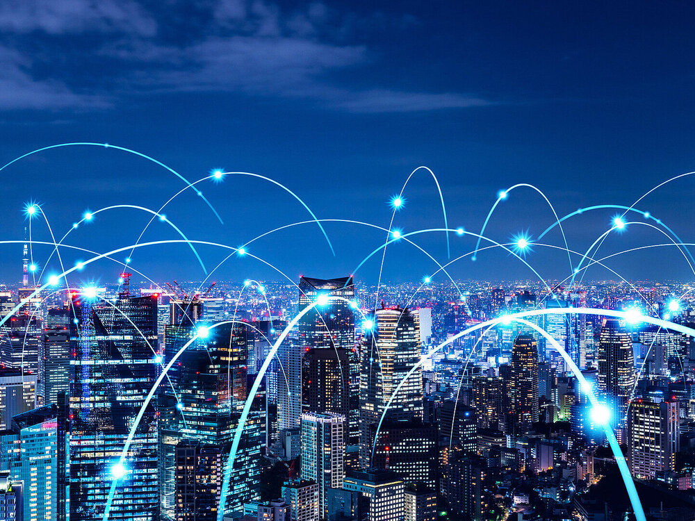 Connectivity solutions A city with light blue lines showing how SD-X from T Business is easily connecting branches for a better IT infrastructure.