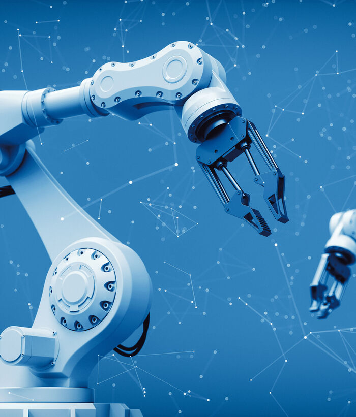 Robotic arms of a factory 4.0 that uses enterprise IT solutions