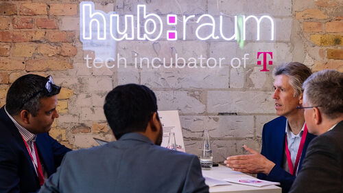 Digital Transformation in Banking & Insurance Industry People speaking in hubraum at Digital Transformation in Banking & Insurance Industry