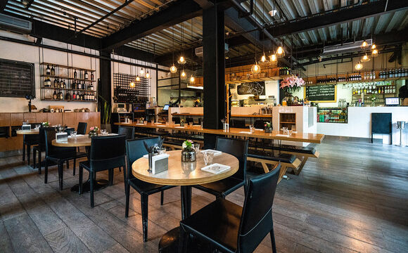 Interior of a restaurant that works with digitalization